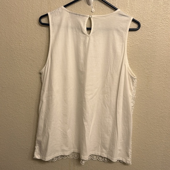 Loft Women White Lace Overlay Sleeveless Tank Size Large - Picture 6 of 6
